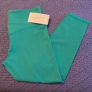 NWOT Athleta Elation Train 7/8 Tight Size Large